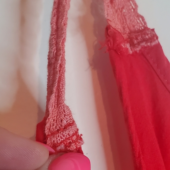 Red Dress - Picture 4 of 4